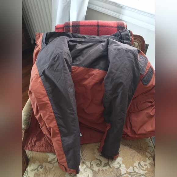 LL Bean Orange Kids ski jacket 14-16, thinsulate, waterproof - Picture 7 of 15